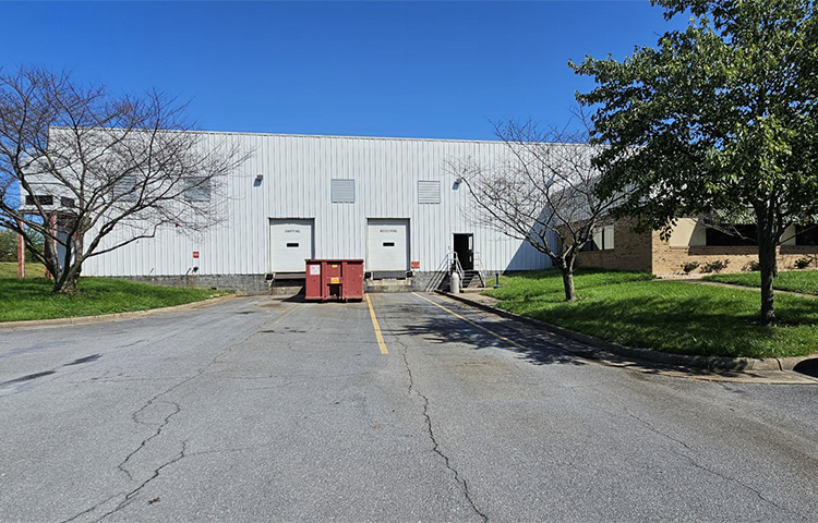 Loading/Unloading Docks